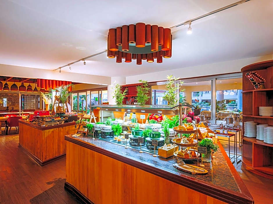 Mövenpick Hotel & Residences Nairobi