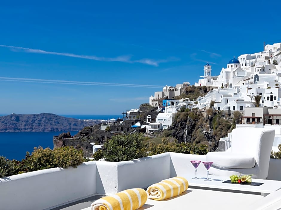 Katikies Chromata Santorini - The Leading Hotels of the World