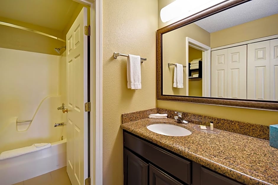 Staybridge Suites Grand Rapids-Kentwood By IHG