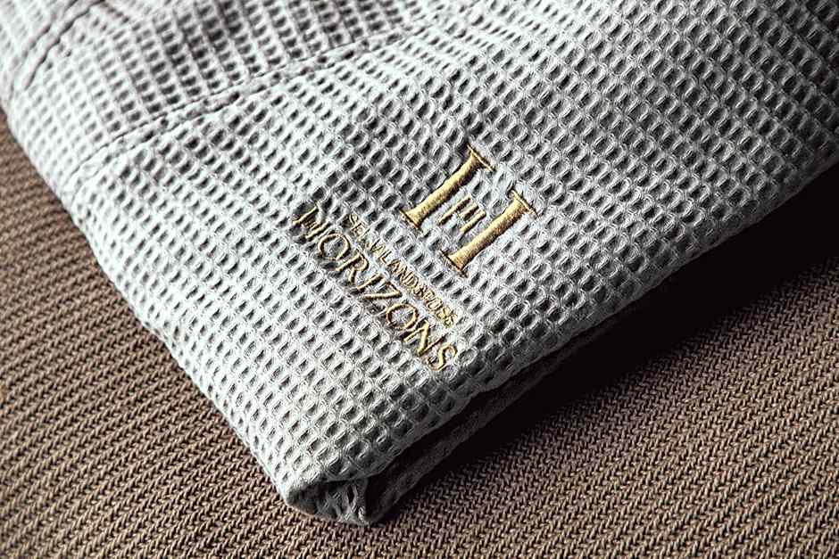 Seljalandsfoss Horizons