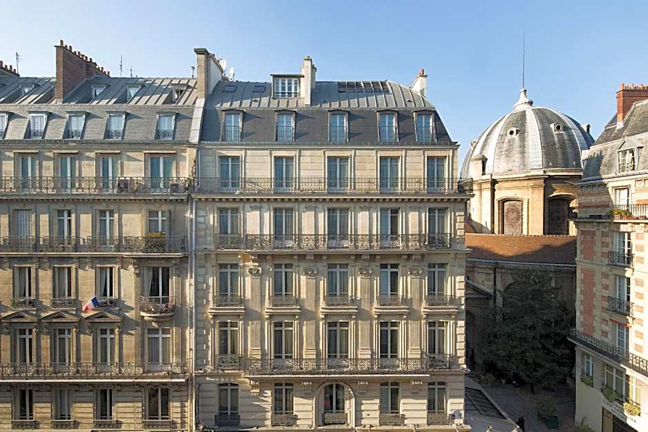 Hotel Lumen Paris Louvre