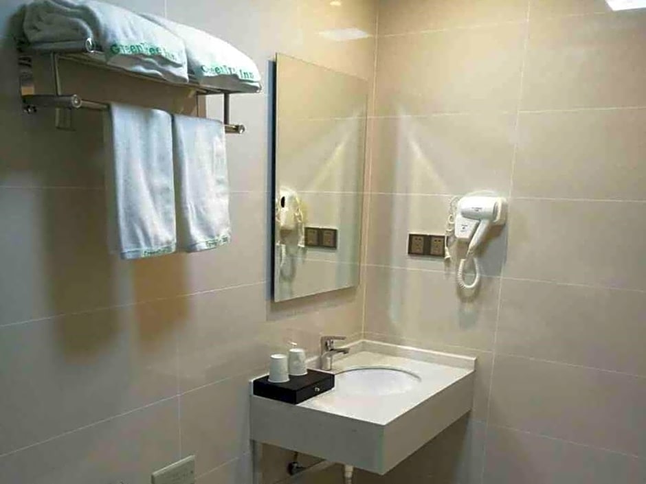 GreenTree Inn Yancheng Dongtai Fuan Town Express Hotel