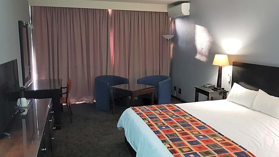 African Sky Ermelo Inn