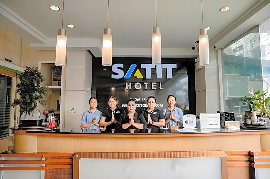 Satit Hotel