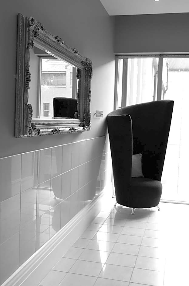 Quebecs Luxury Aparthotel