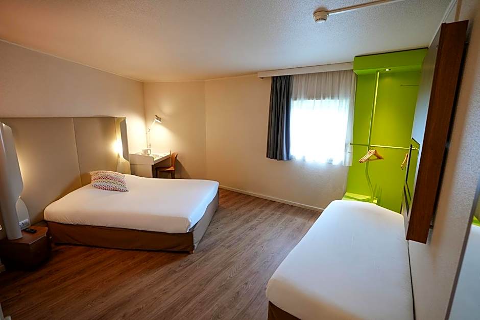 Hotel Campanile Roissy