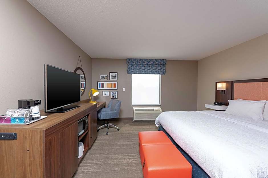 Hampton Inn By Hilton Warsaw