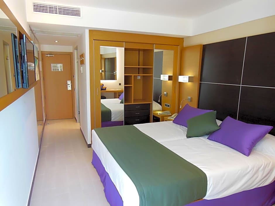 Hotel Isla De Cabrera