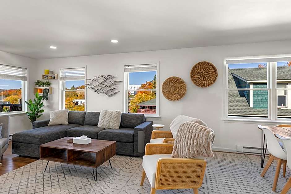 Amazing Mountain Views Lake Placid & 1980 Olympic Center