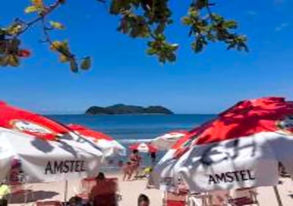 Maury Chalés Boiçucanga