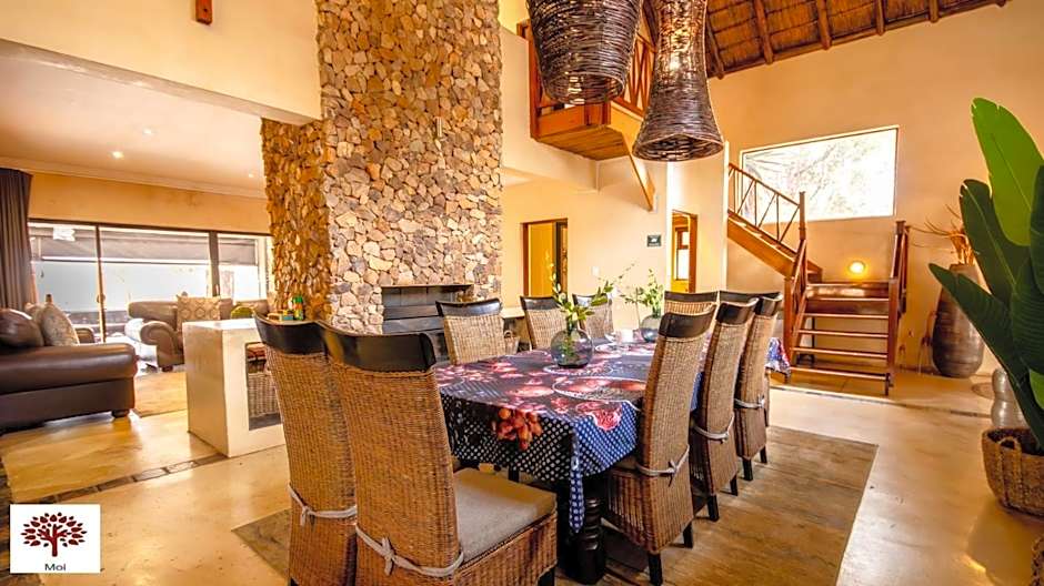 Zebula Golf and Wildlife Estate - The Milky Way Pax 12 - Moi Signature Luxury villa