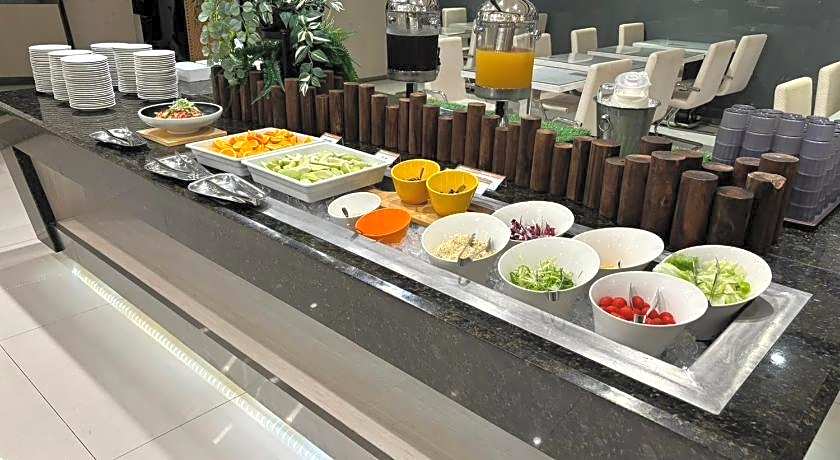 CHECK inn Taichung Zhongshan