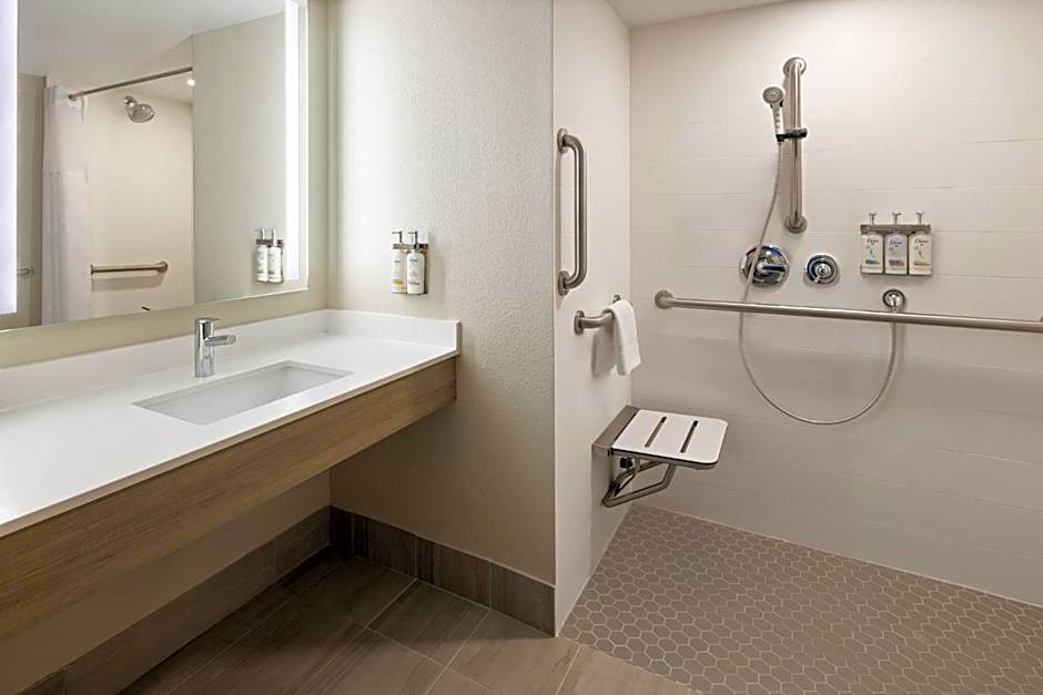 Holiday Inn Express Augusta Downtown By IHG