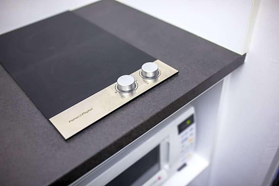 Glenmore Palms Motel