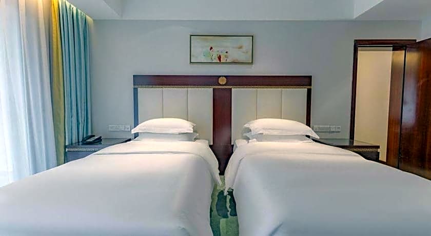 Wudangshan Jianguo Hotel