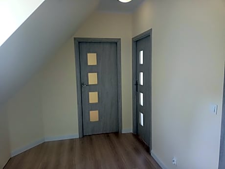 Quadruple Room with Private Bathroom