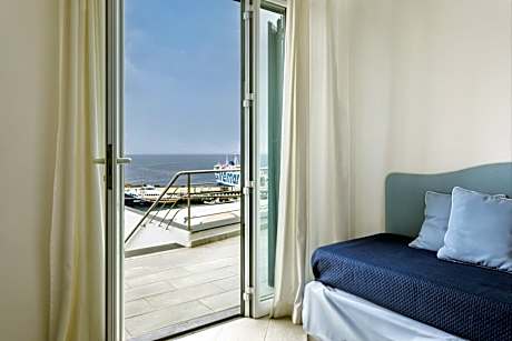 Superior Family Room