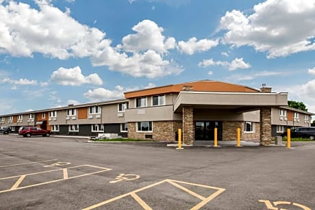 Quality Inn Madison West Near University Area