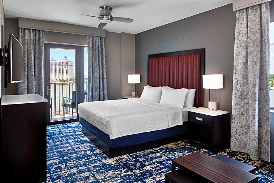 Homewood Suites by Hilton Savannah Historic District/Riverfront