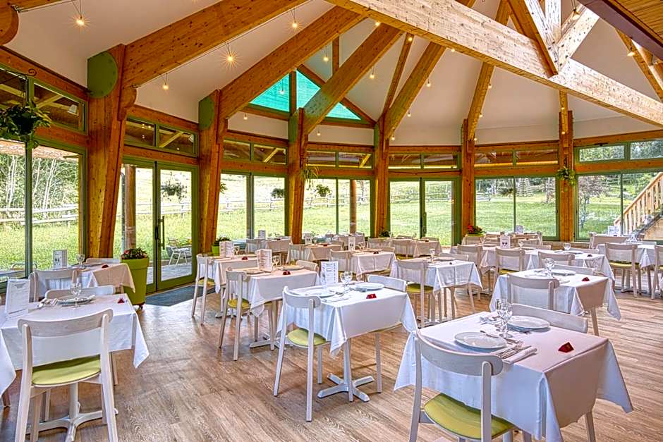 Les Hameaux De Lozere Sure Hotel Collection by Best Western