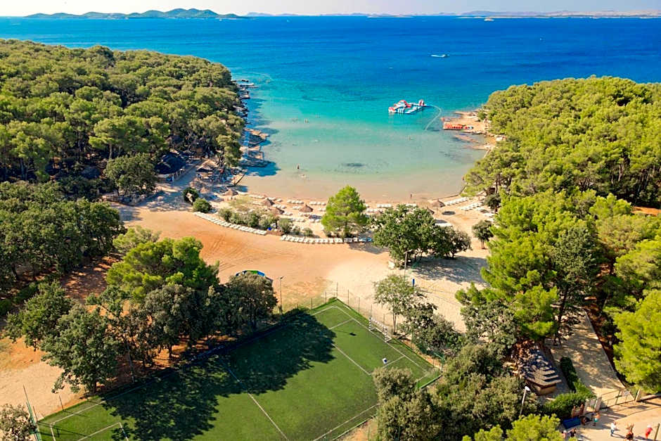 Pine Beach Pakostane - All Inclusive light