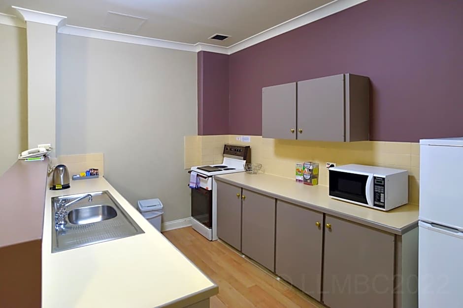 Adelaide Mansions Serviced Apartments