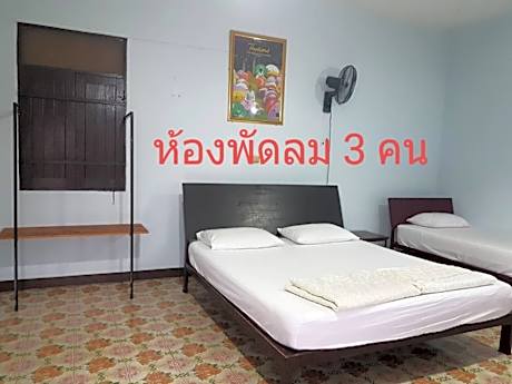 Triple Room with Private Bathroom