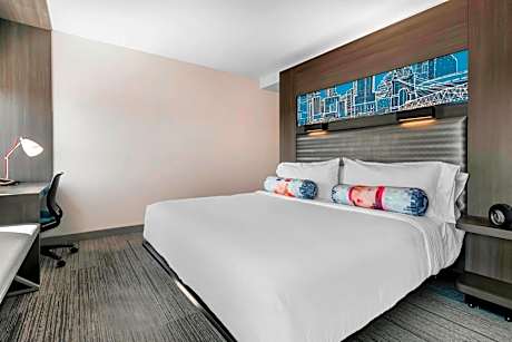 Aloft, Guest room, 1 King