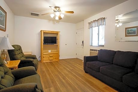 Two-Bedroom Suite