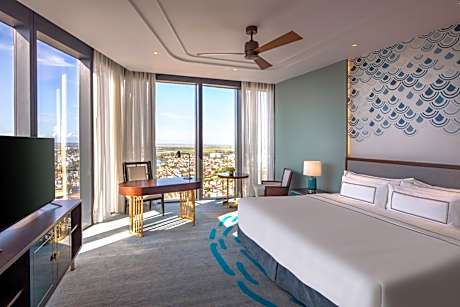 The Level Premium Views - Executive Lounge Access