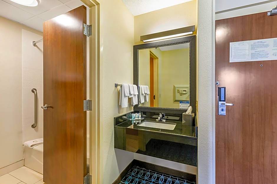 Quality Inn & Suites Sandusky