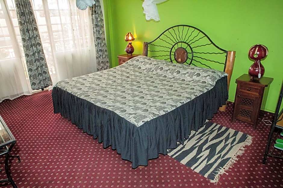 Khweza Bed and Breakfast