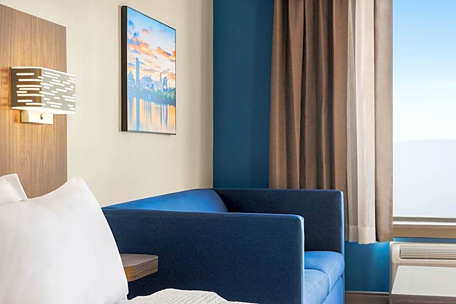 Holiday Inn Express & Suites East Greenbush(Albany-Skyline) By IHG