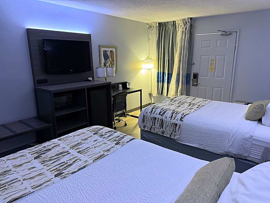 Baymont by Wyndham Dayton North