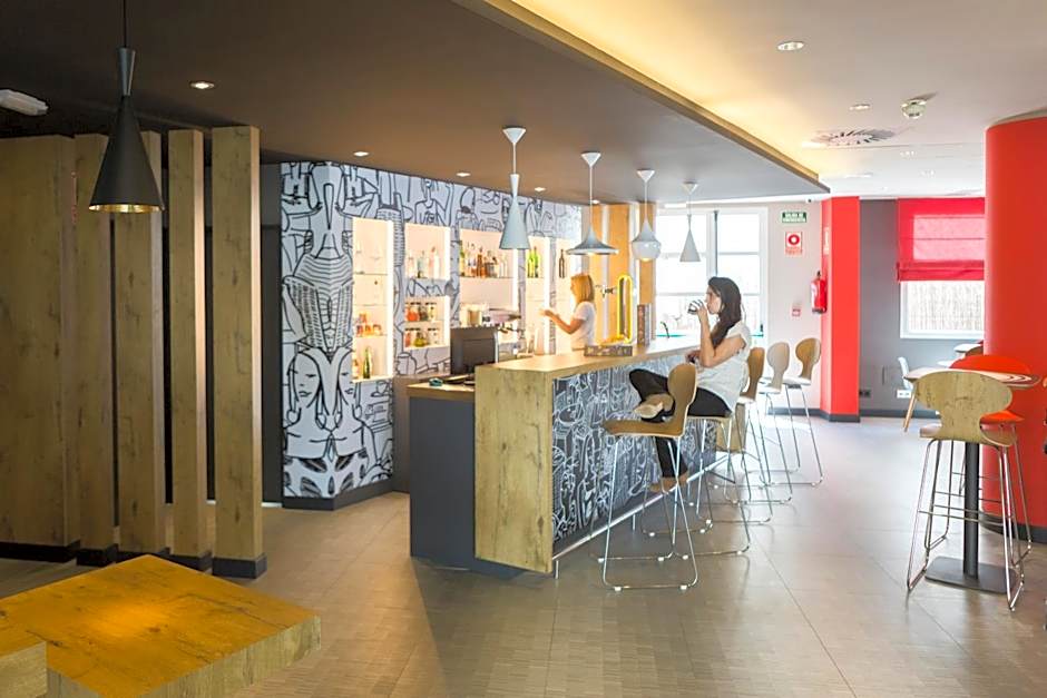 Ibis Barcelona Castelldefels