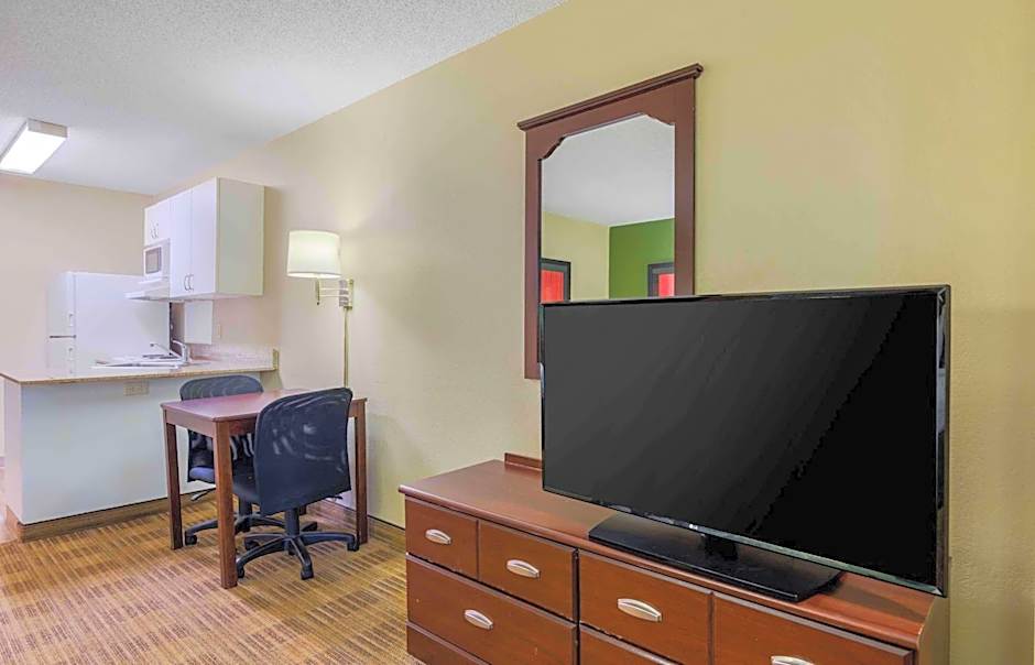 Extended Stay America Select Suites - Atlanta - Alpharetta - Rock Mill Rd.