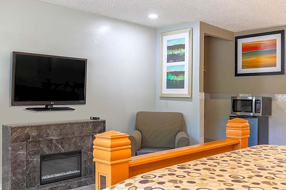 Motel 6 - Aberdeen, WA