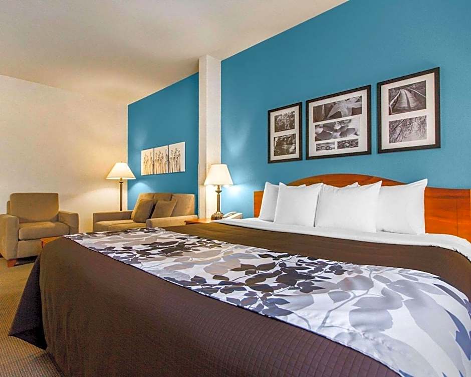 Sleep Inn & Suites Evansville - Casper