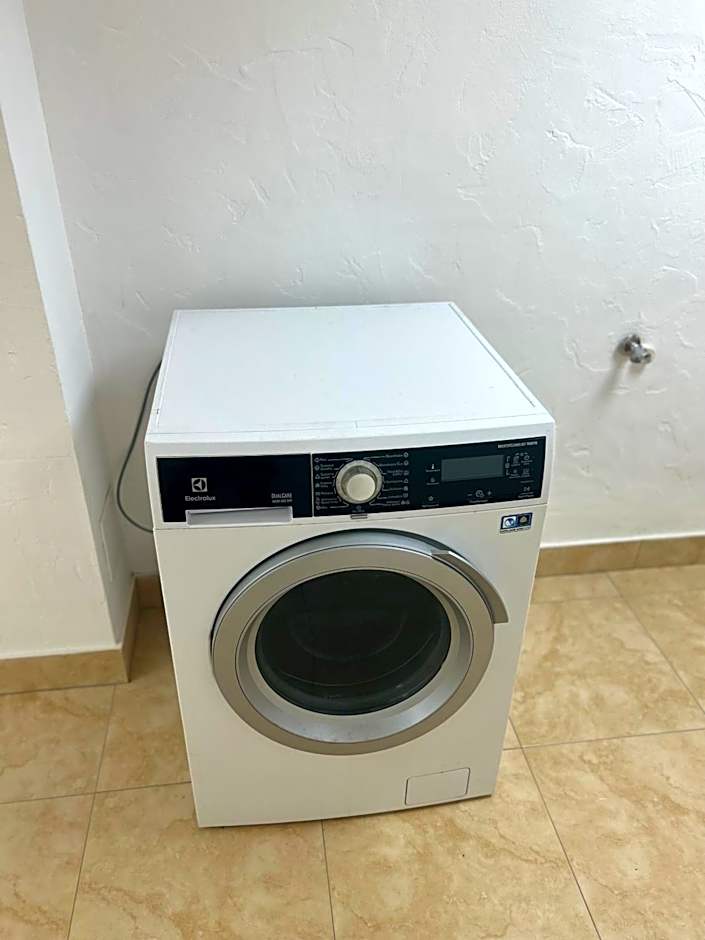 Hostel 24 Miejsca Parkingowe Noclegi Pracownicze.