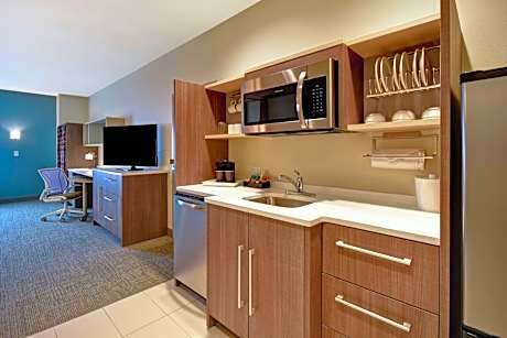 King Studio Suite - Non-Smoking