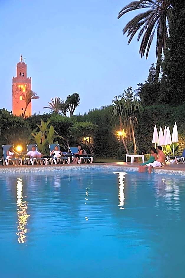 Chems Hotel