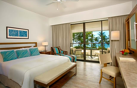 Oceanfront Deluxe - 2 Bed, Guest room, 2 Doubles, Oceanfront, Main Tower, Balcony