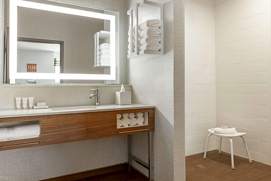 Hampton Inn By Hilton & Suites Houston-Cypress Station