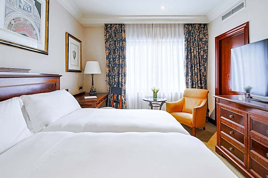 Zdjęcie 1 z 14 — Classic 2 Twin Beds