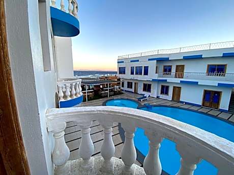 Family Room with Side Sea View