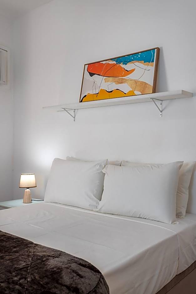 Aconchego em Copacabana para casais - BR608 Z4