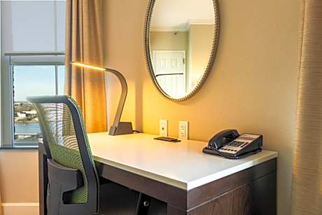 Queen Room with Two Queen Beds and River View