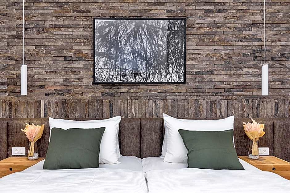 Belgrade Inn Garni Hotel