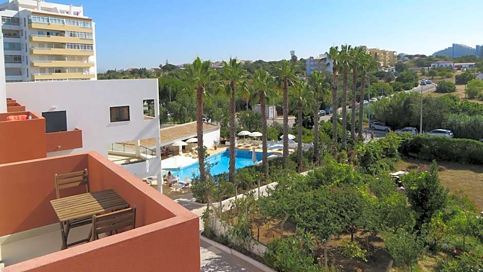 Hotel Alcaide