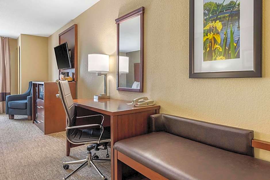 Comfort Suites Dayton-Wright Patterson